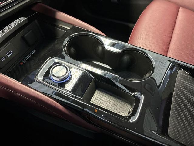 new 2025 Buick Envision car, priced at $40,645