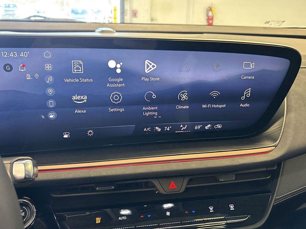 new 2025 Buick Envision car, priced at $36,484