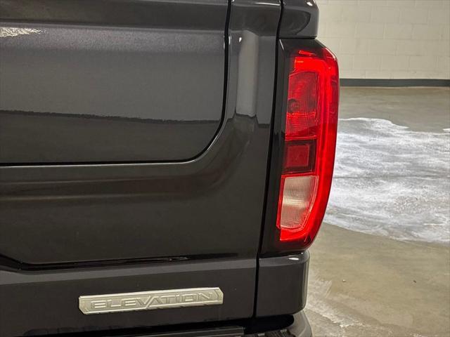 new 2025 GMC Sierra 1500 car, priced at $57,374