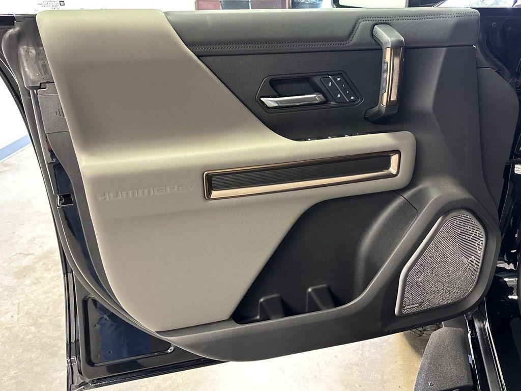 new 2025 GMC HUMMER EV SUV car, priced at $90,530