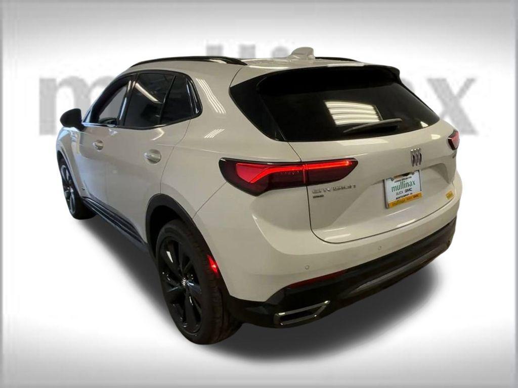 new 2025 Buick Envision car, priced at $38,458