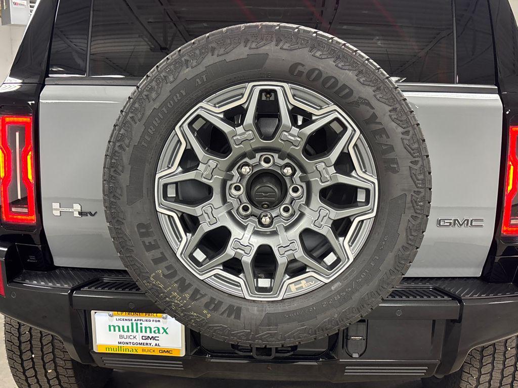 new 2026 GMC HUMMER EV SUV car, priced at $102,914