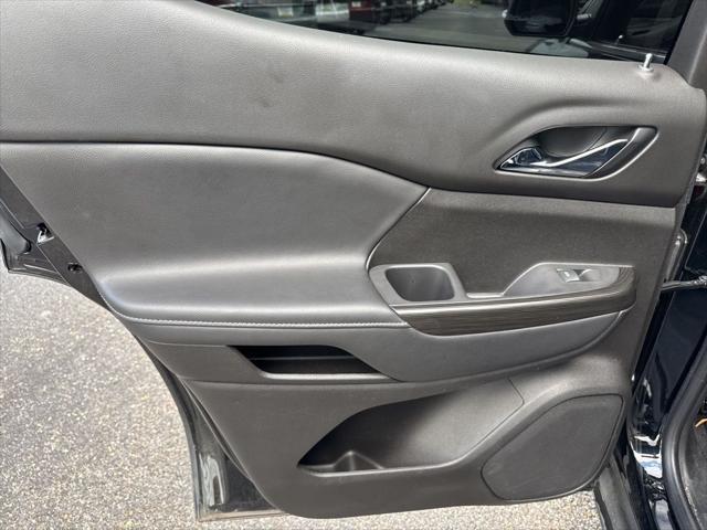 used 2021 GMC Acadia car, priced at $25,500