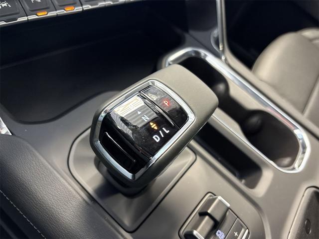 new 2025 GMC Sierra 1500 car, priced at $70,400