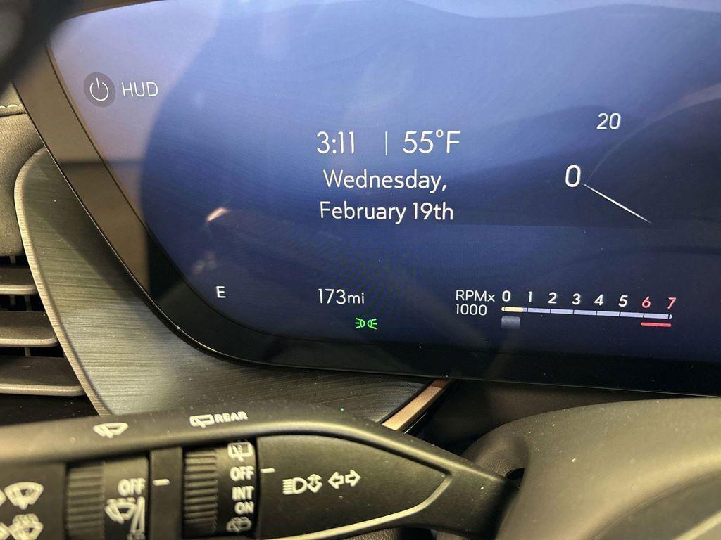 new 2025 Buick Envision car, priced at $38,362