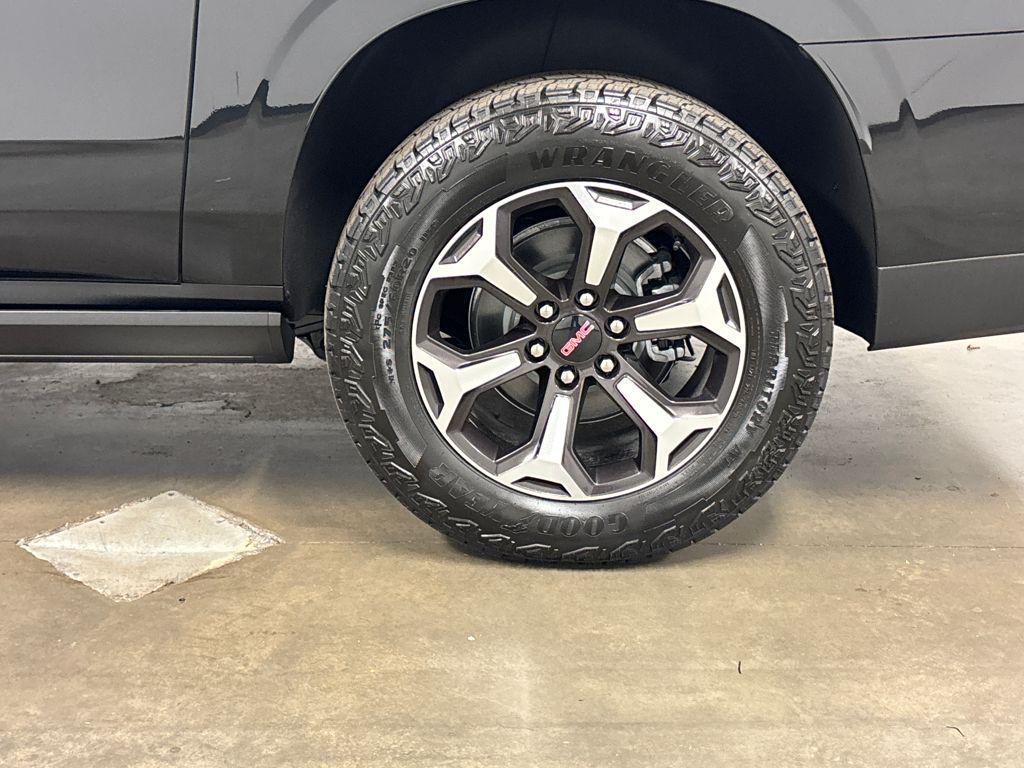 new 2026 GMC Yukon XL car, priced at $105,885