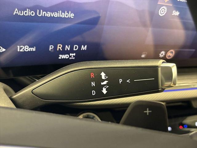 new 2025 Buick Envision car, priced at $36,916