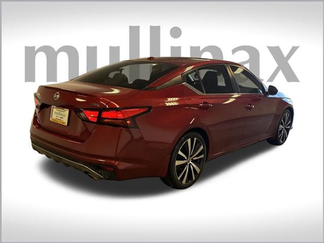 used 2020 Nissan Altima car, priced at $15,500