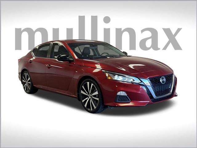 used 2020 Nissan Altima car, priced at $15,500