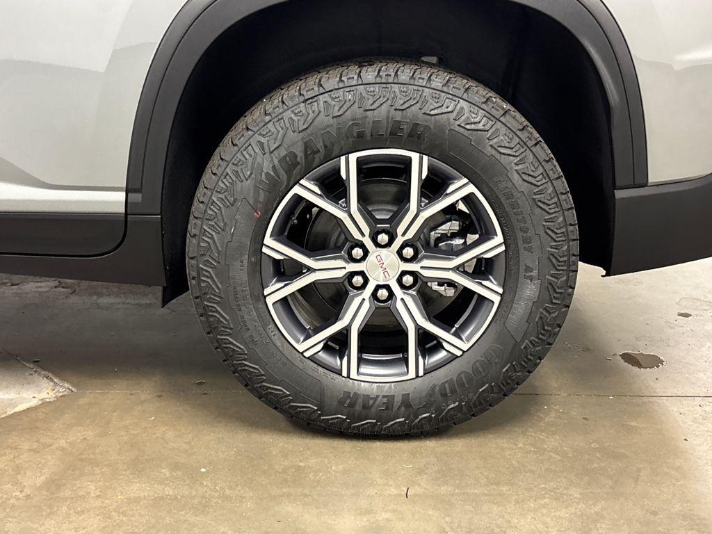 new 2026 GMC Acadia car, priced at $55,180