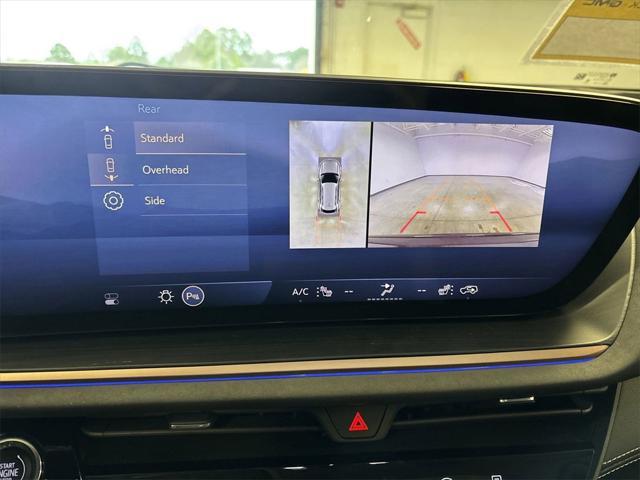 new 2025 Buick Envision car, priced at $40,645
