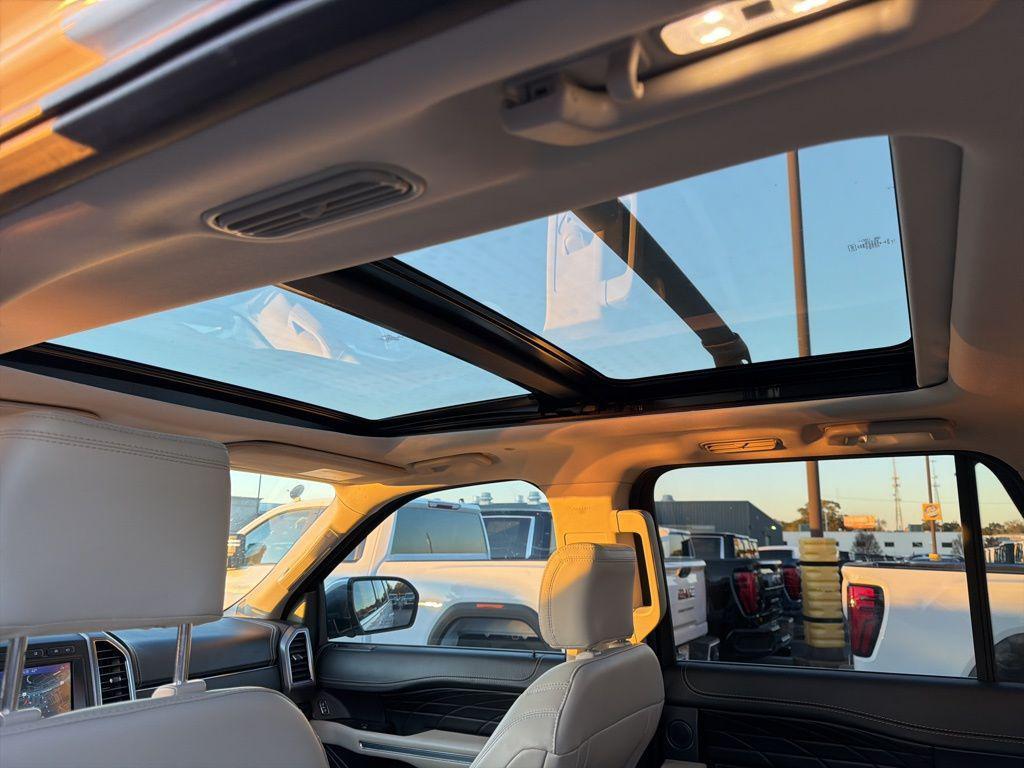 used 2020 Ford Expedition car, priced at $31,000