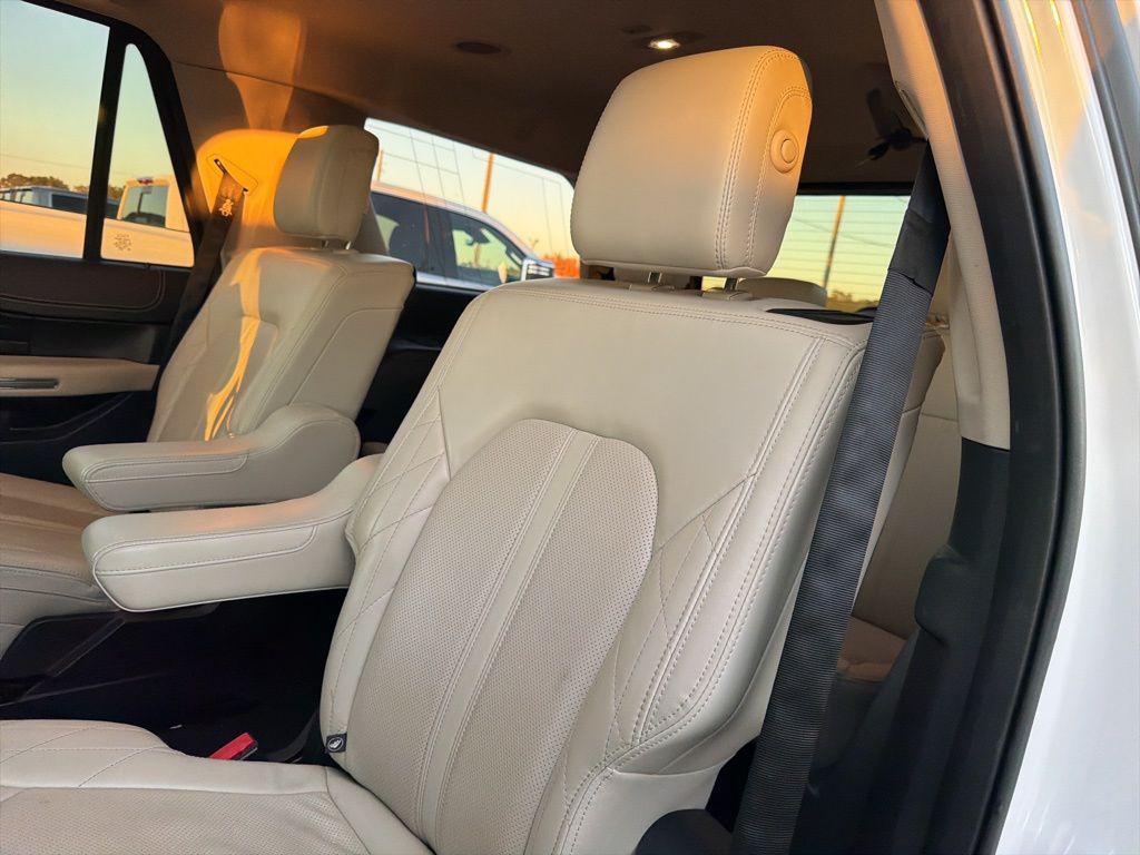 used 2020 Ford Expedition car, priced at $31,000