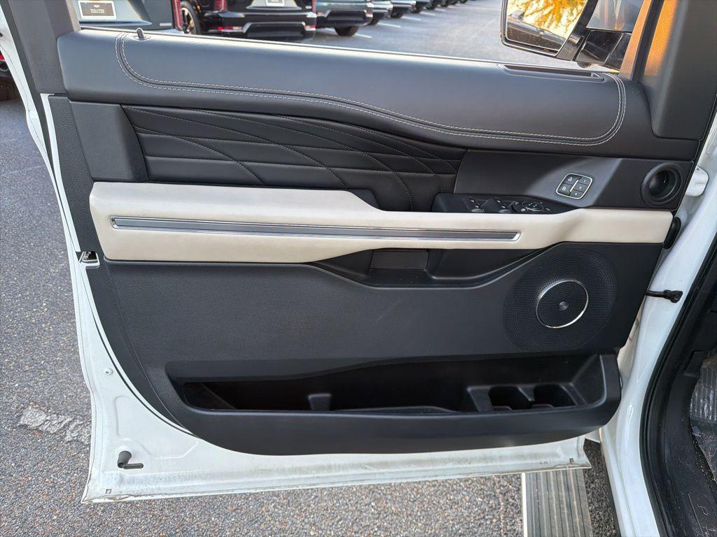 used 2020 Ford Expedition car, priced at $31,000