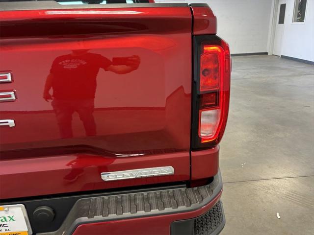 new 2024 GMC Sierra 1500 car, priced at $51,100