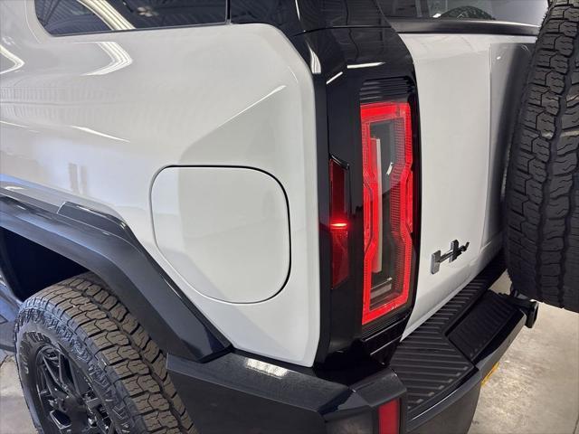 new 2025 GMC HUMMER EV SUV car, priced at $86,945
