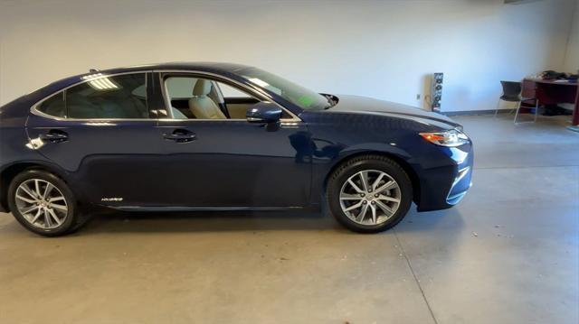 used 2016 Lexus ES 300h car, priced at $16,750