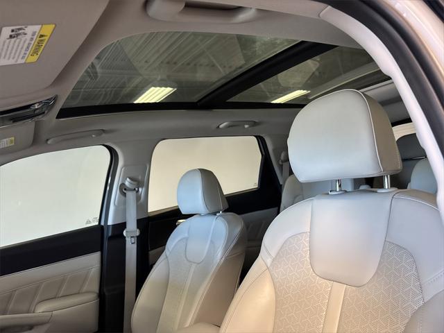 used 2023 Kia Sorento car, priced at $32,500
