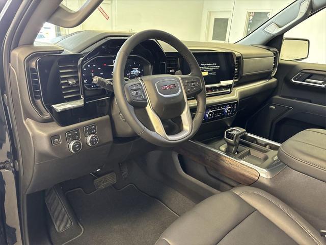 new 2025 GMC Sierra 1500 car, priced at $55,375