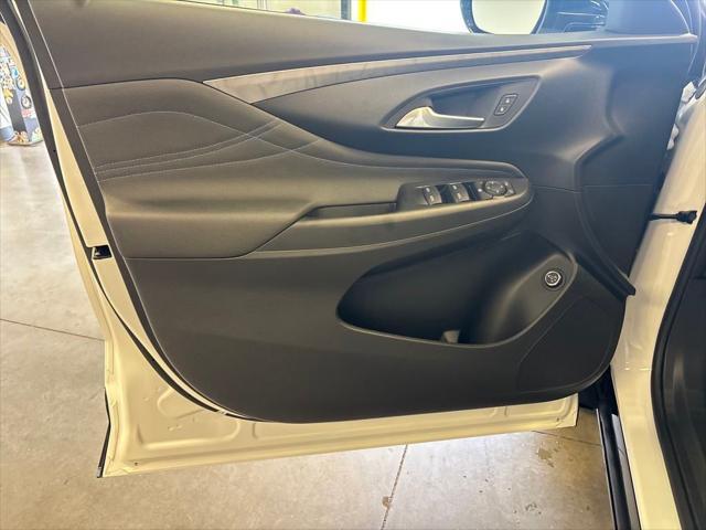 new 2025 Buick Envista car, priced at $29,860