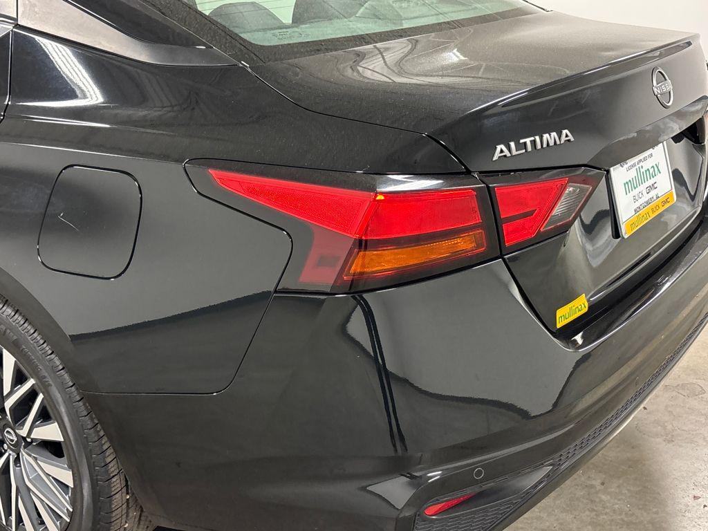 used 2024 Nissan Altima car, priced at $19,000