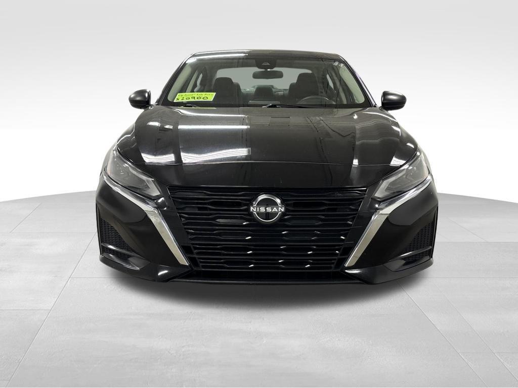 used 2024 Nissan Altima car, priced at $19,000