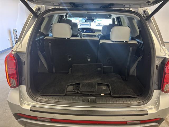 used 2024 Hyundai Palisade car, priced at $35,500