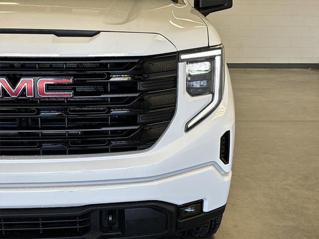 new 2024 GMC Sierra 1500 car, priced at $44,001