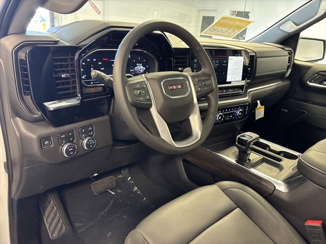 new 2025 GMC Sierra 1500 car, priced at $56,585