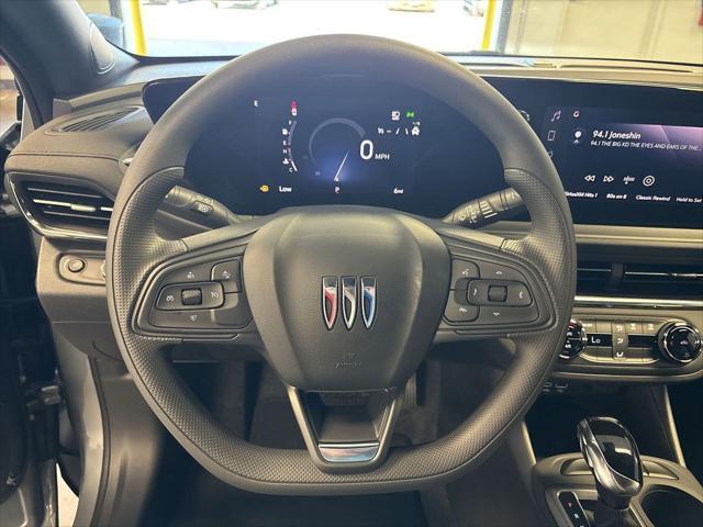 new 2025 Buick Envista car, priced at $24,940