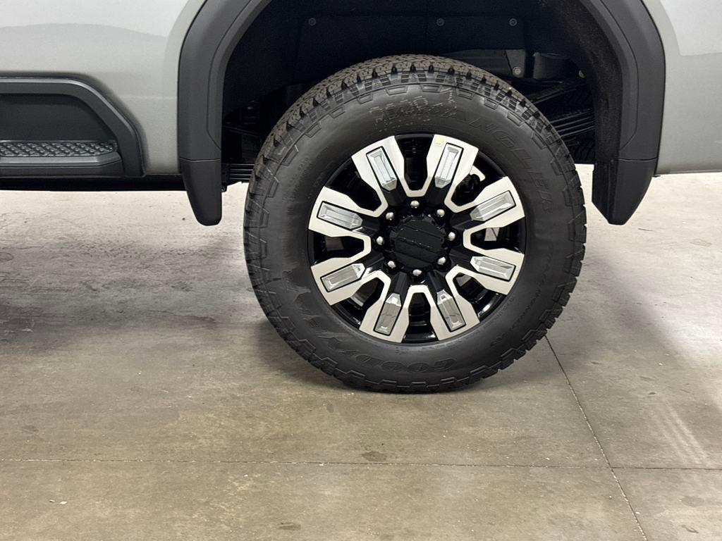 new 2025 GMC Sierra 2500 car, priced at $89,254