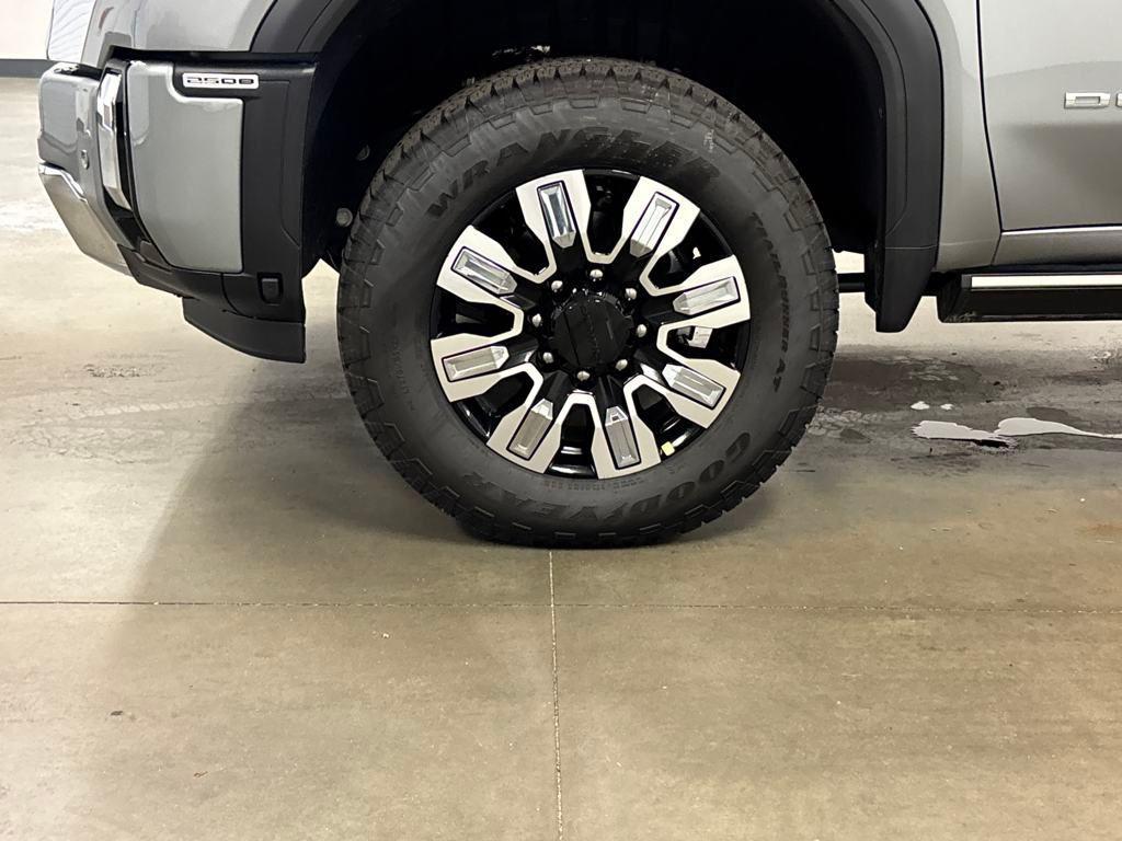 new 2025 GMC Sierra 2500 car, priced at $89,254
