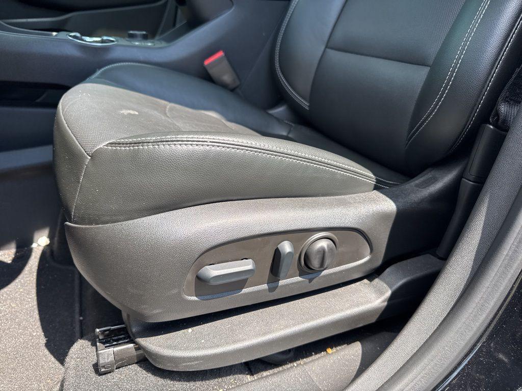 used 2022 GMC Terrain car, priced at $25,300