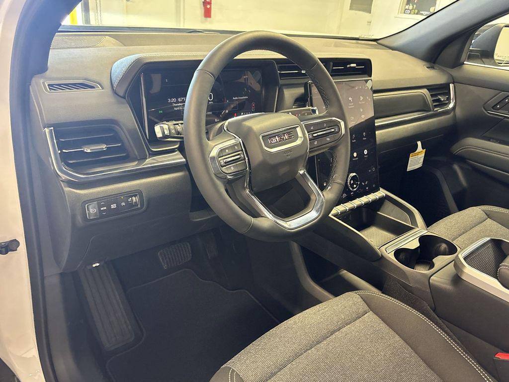new 2025 GMC Terrain car, priced at $28,095