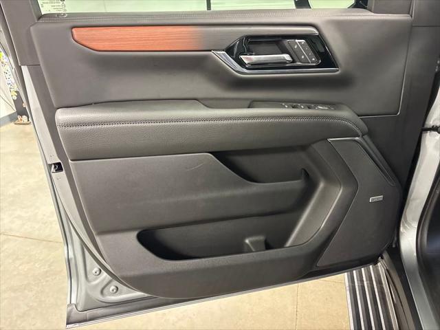 new 2025 GMC Yukon XL car, priced at $84,735