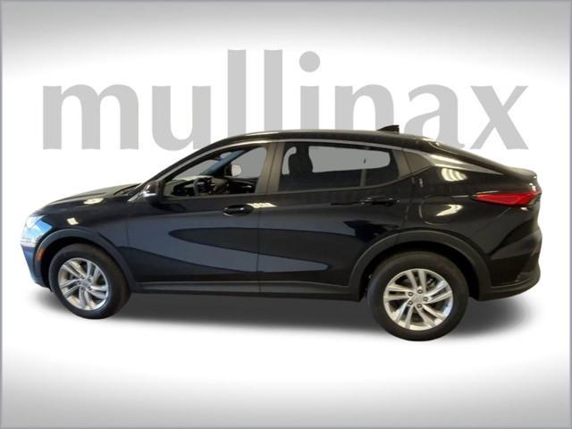 new 2025 Buick Envista car, priced at $26,715