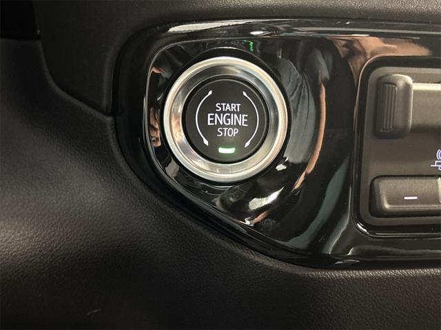 new 2025 GMC Sierra 2500 car, priced at $77,500
