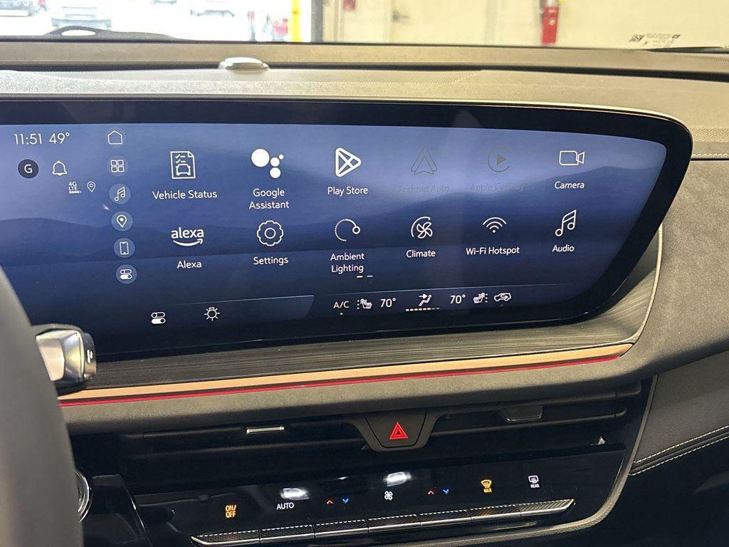 new 2025 Buick Envision car, priced at $37,924