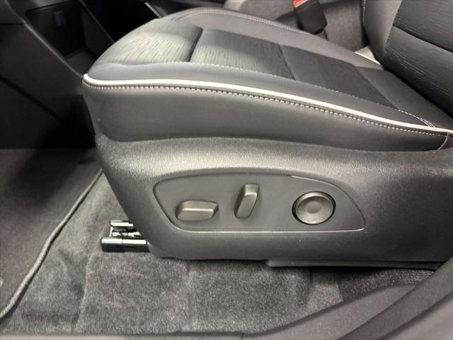 new 2025 Buick Enclave car, priced at $48,610
