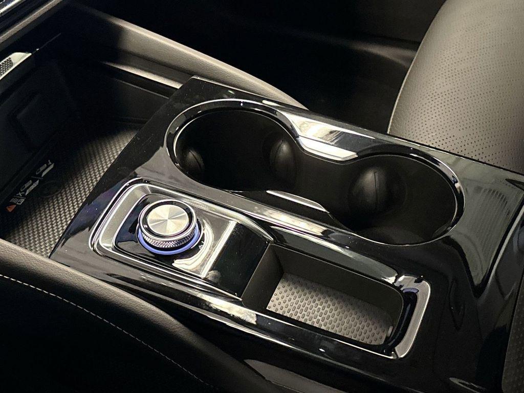 new 2025 Buick Envision car, priced at $36,484