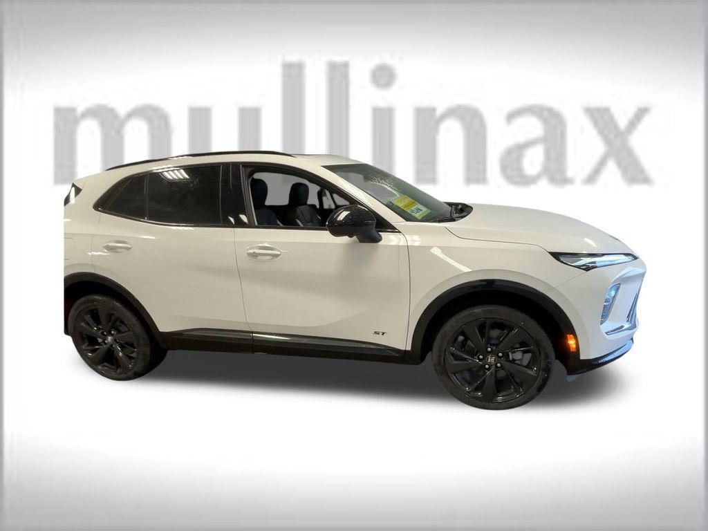 new 2025 Buick Envision car, priced at $36,484
