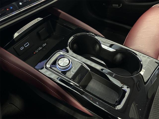 new 2025 Buick Envision car, priced at $40,740