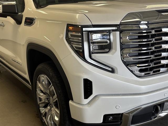 new 2025 GMC Sierra 1500 car, priced at $74,650