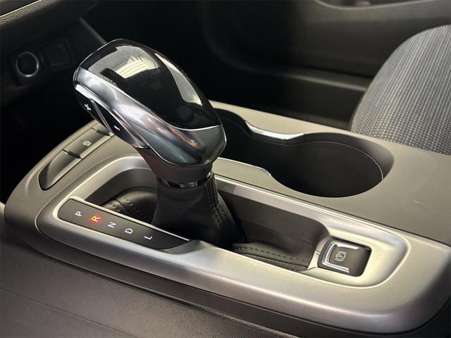 new 2025 Buick Envista car, priced at $27,220