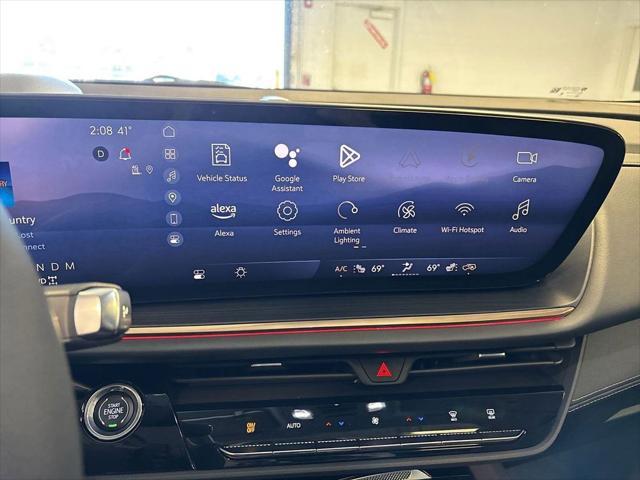 new 2025 Buick Envision car, priced at $45,017