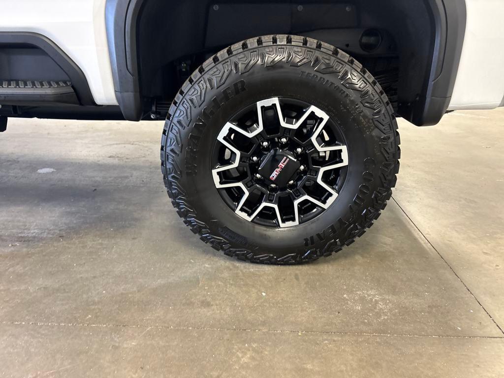 new 2025 GMC Sierra 2500 car, priced at $93,885
