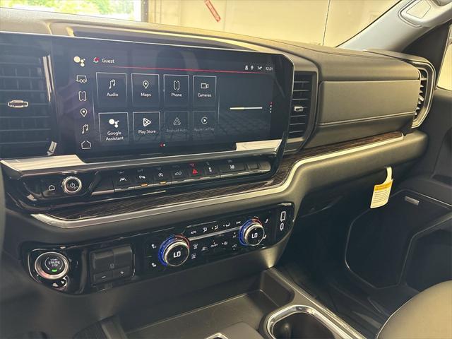new 2025 GMC Sierra 1500 car, priced at $53,629