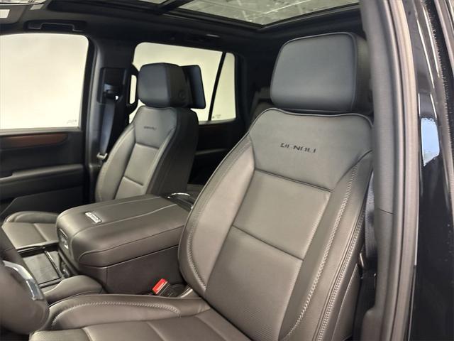 new 2025 GMC Yukon car, priced at $88,032