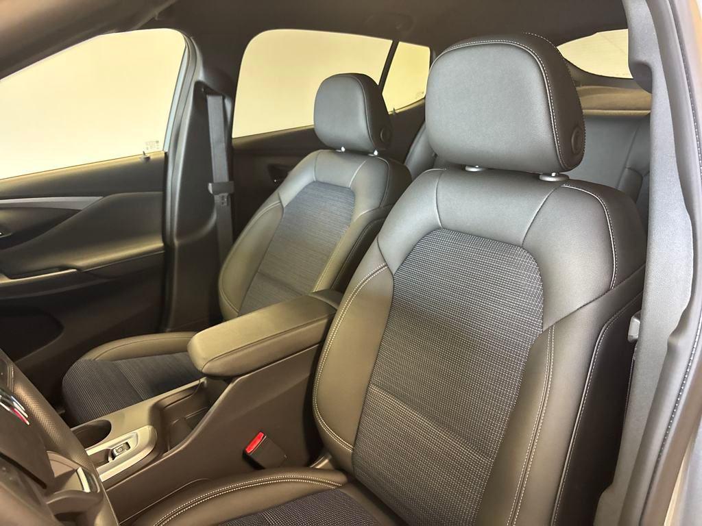 new 2025 Buick Envista car, priced at $23,164