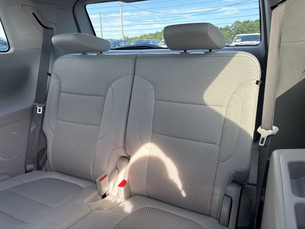 used 2023 GMC Acadia car, priced at $27,900